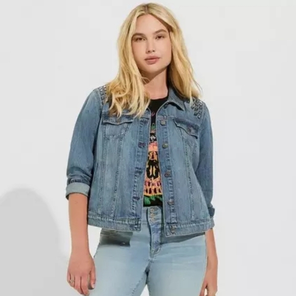 Torrid Studded Blue Denim Trucker Jacket Sz 3X - Picture 4 of 13